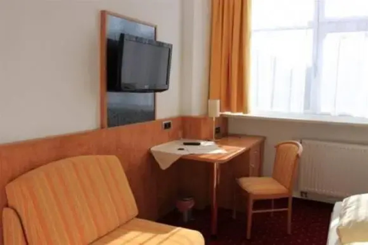 AaRa Hotel