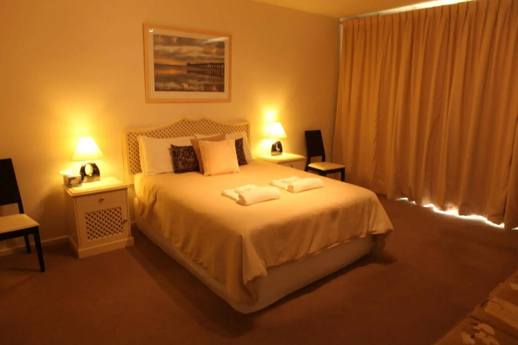 Glenelg Beachside Apartments