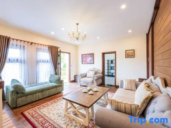 Quadruple Suite