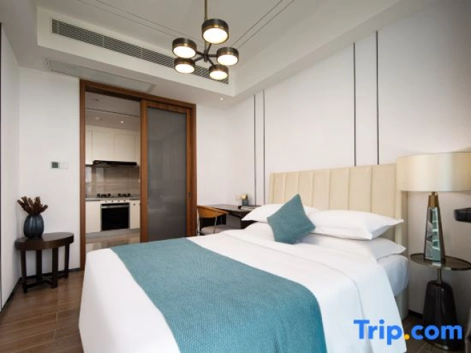 2 Bedrooms Luxury Suite with balcony and with sea view