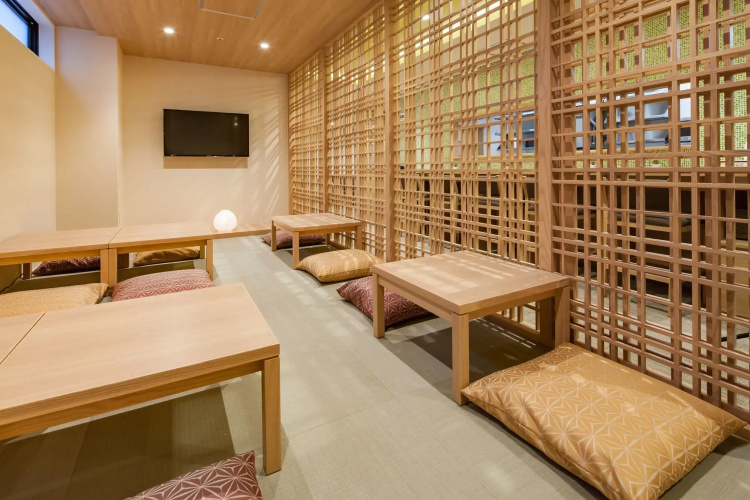 Y's Cabin Osaka Namba