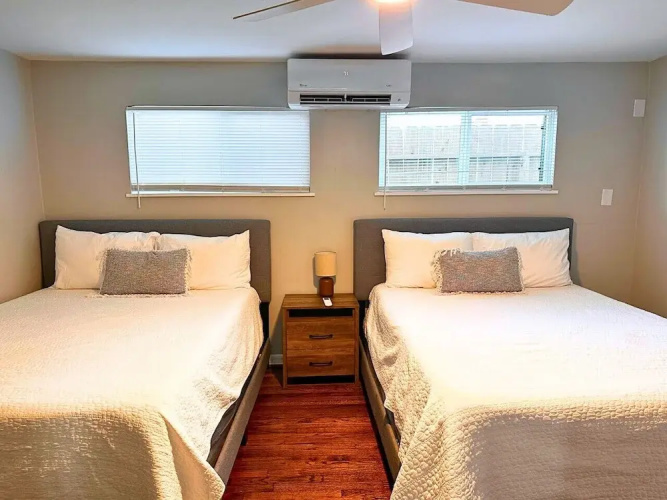 Modern 2 Bed Near Rice University