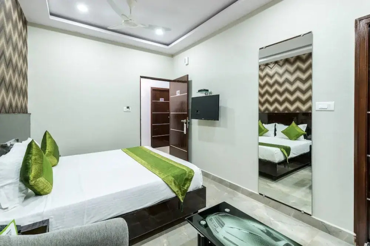 Greenwood Premier Suites
