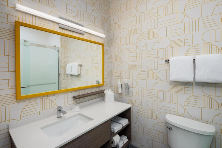 Quadruple Suite