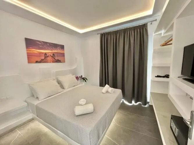Crystal Suites