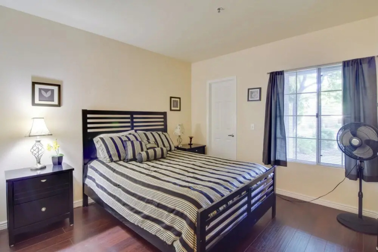 Walkable Scottsdale Gem w/ Pool Access
