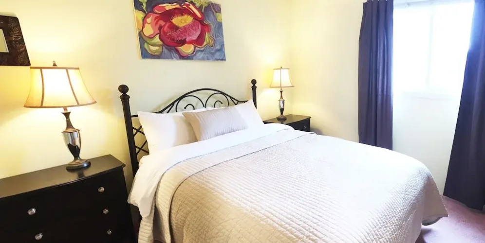 Little Paris Bed and Breakfast