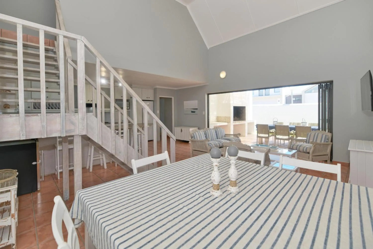Struisbaai Holiday Home