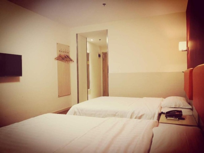 Business Twin room