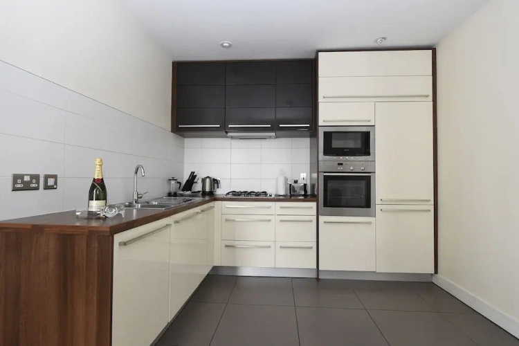2 Bedrooms Standard Apartment