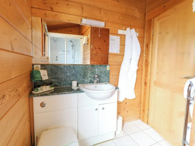 Heron Lodge