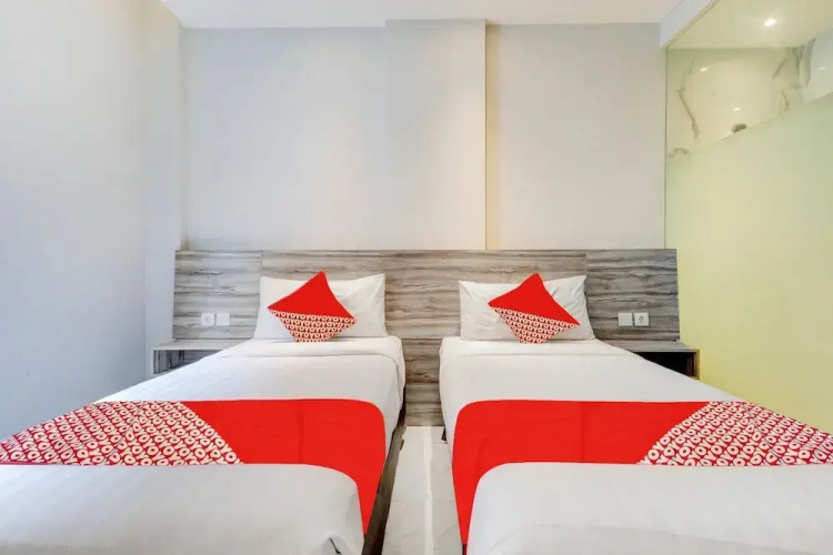 OYO 94728 Isleep Ciwalk