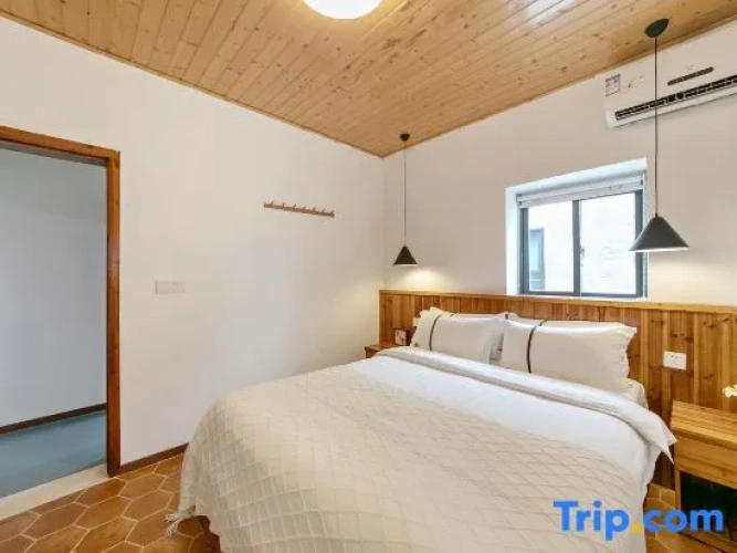 2 Bedrooms Suite