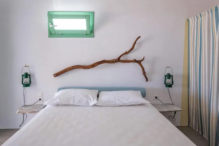 Ailouros guest house