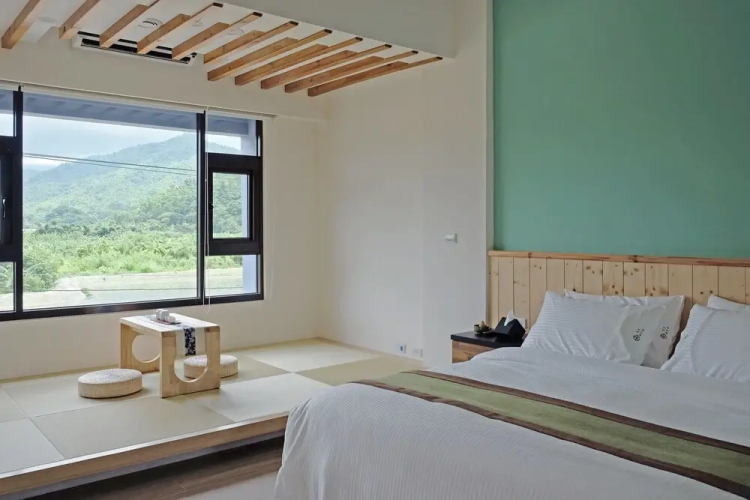 Meinung On the Field Homestay Hotel Overview