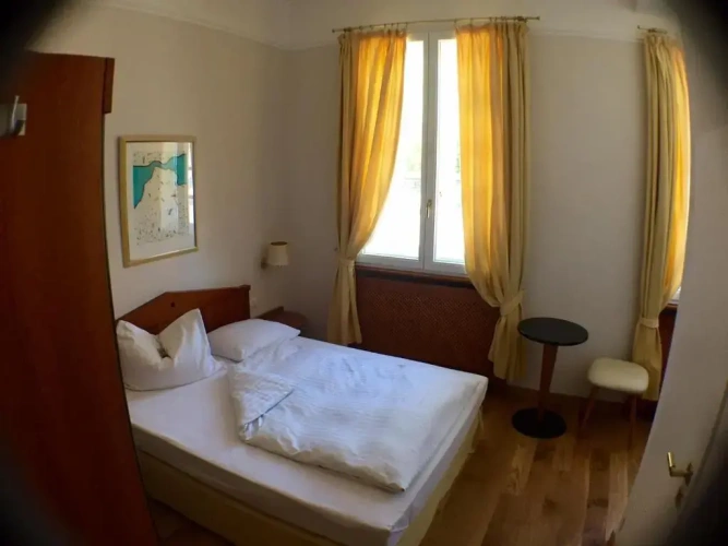 Standard Double room with view