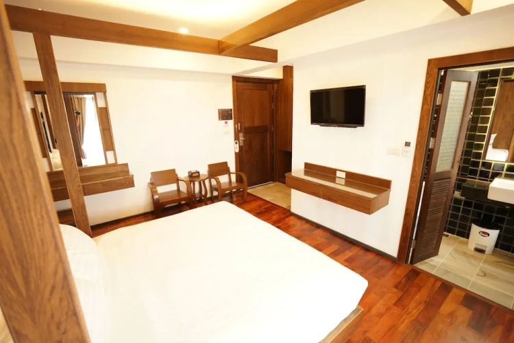 Standard Double room with balcony