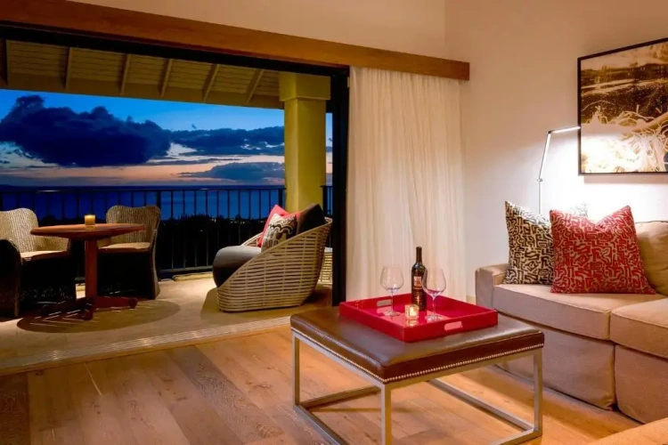 Luxury Suite with ocean view