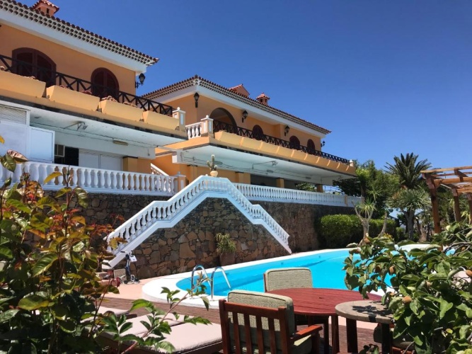 Superior Chalet