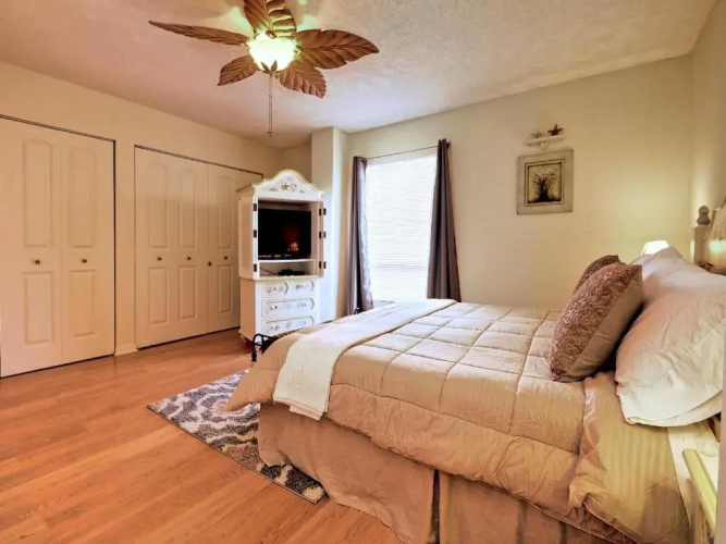 440 West 1108S