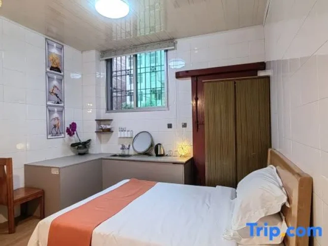 Economy Twin room