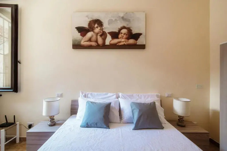 La Corte Apartments