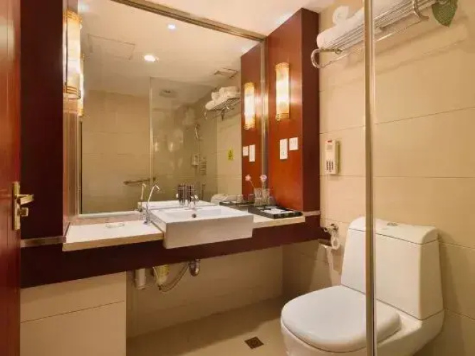 Sunshine Hotel
