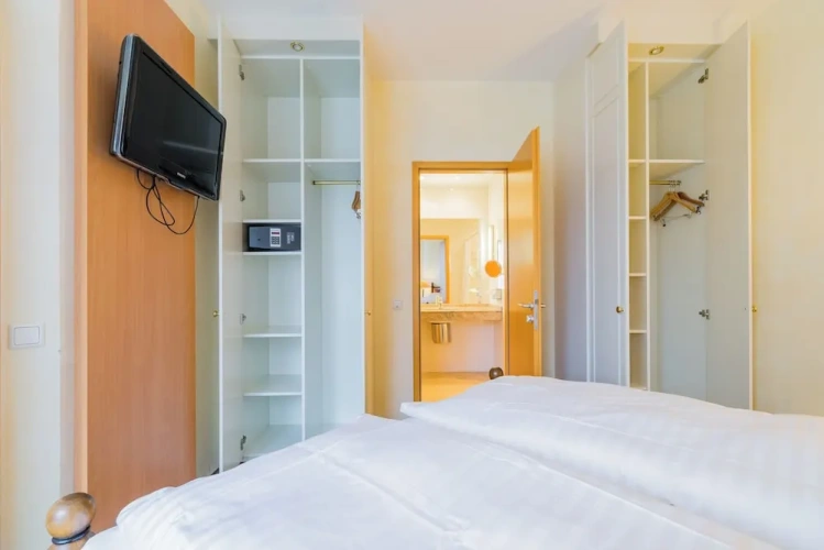 Superior Apartment