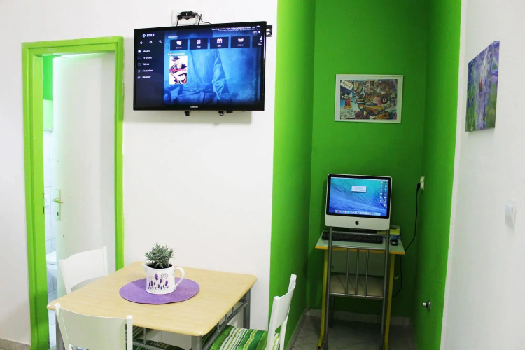 CroParadise Hostel & Apartments