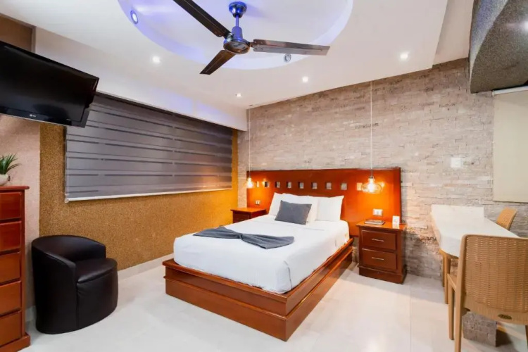 Hotel & Suites Country
