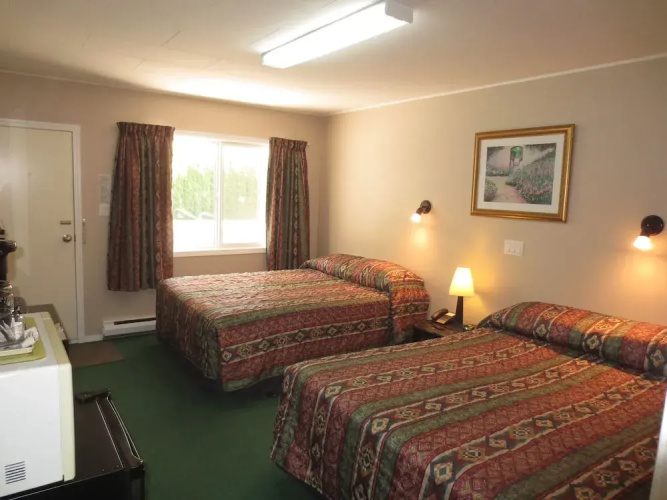 Overlander Motel