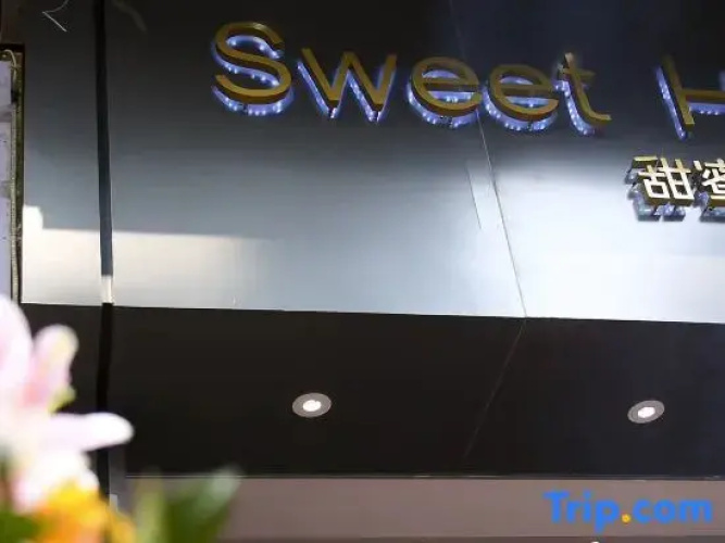 Sweet Home Hostel