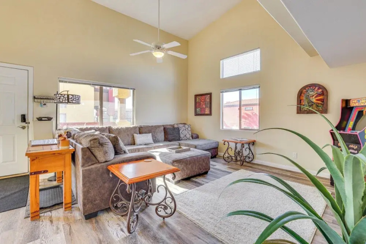 Resort Pool & Spa Access: Mesquite Condo!