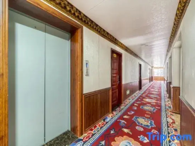 Xueyu Palace Hotel