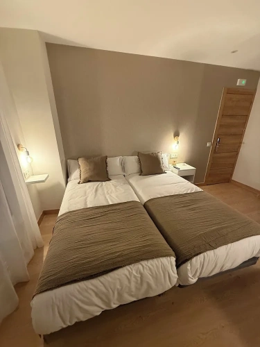 Standard Triple room with balcony