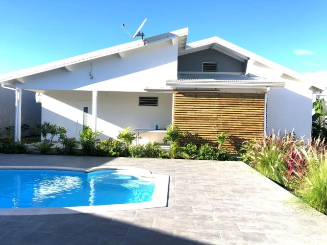 2 Bedrooms Villa