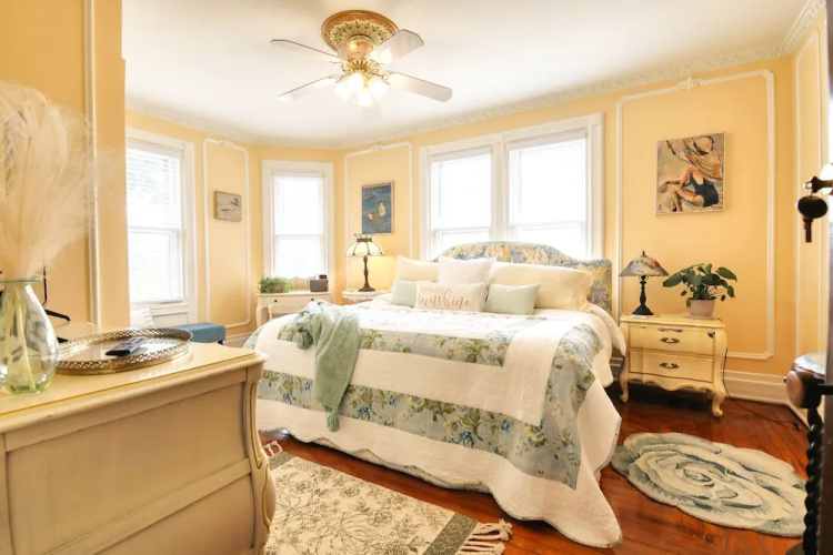 Huddy House Bed & Breakfast