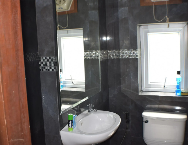 Luxury 5 Bed 5 Bath Villa