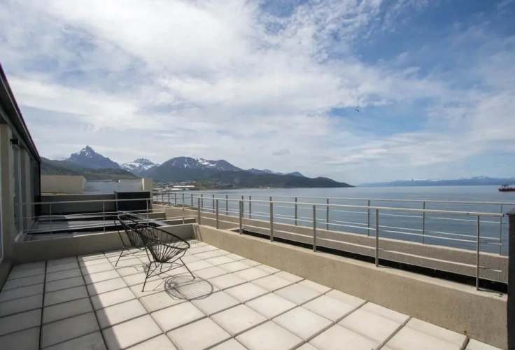 Deluxe Quadruple Suite with balcony and with ocean view