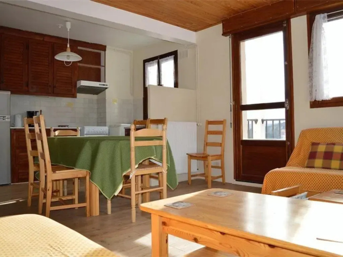 Appartement Les Angles, 4 pièces, 8 personnes - FR-1-593-21