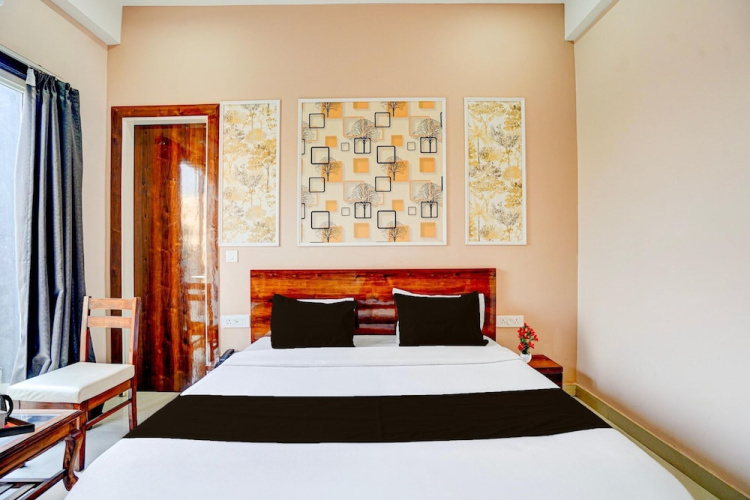 Collection O Zeta I Noida