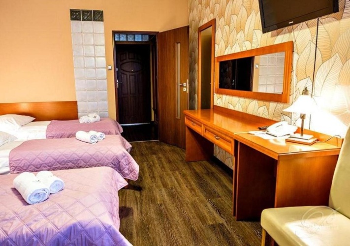 Standard Triple room