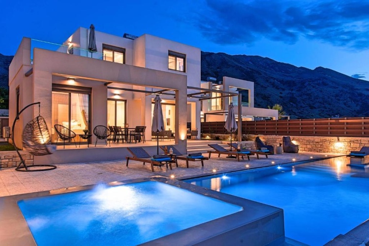 Superior Villa
