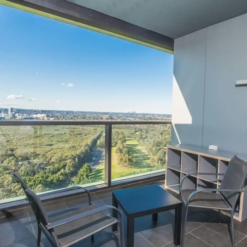 2 Bedrooms Apartment