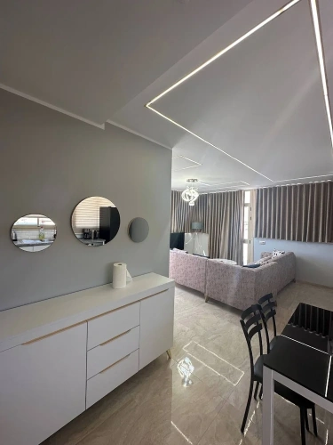 1 Bedroom Apartment with balcony