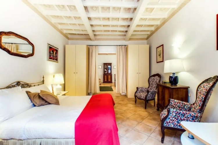 Elegant 1Br Flat in Amazing Central Location!