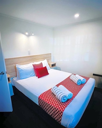 Twin Apartment
