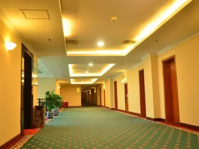 Qianjiang Hotel