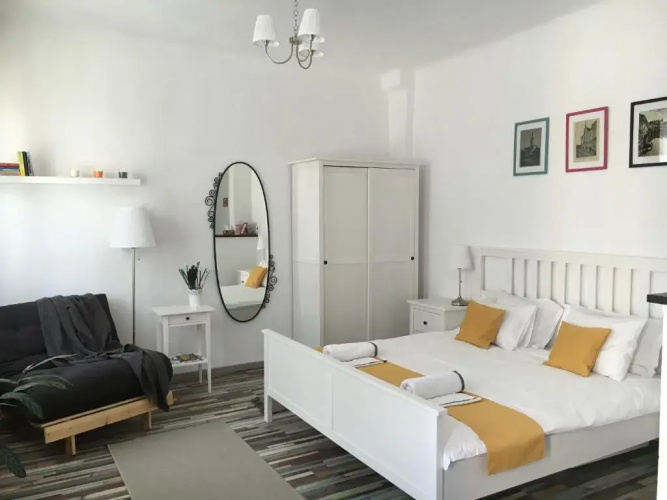 Studio Mai si Apartament Mai 2