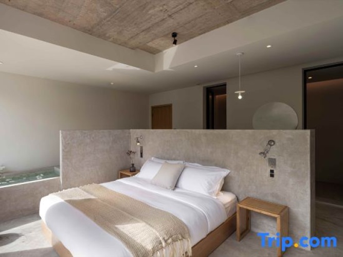 6 Bedrooms Standard room